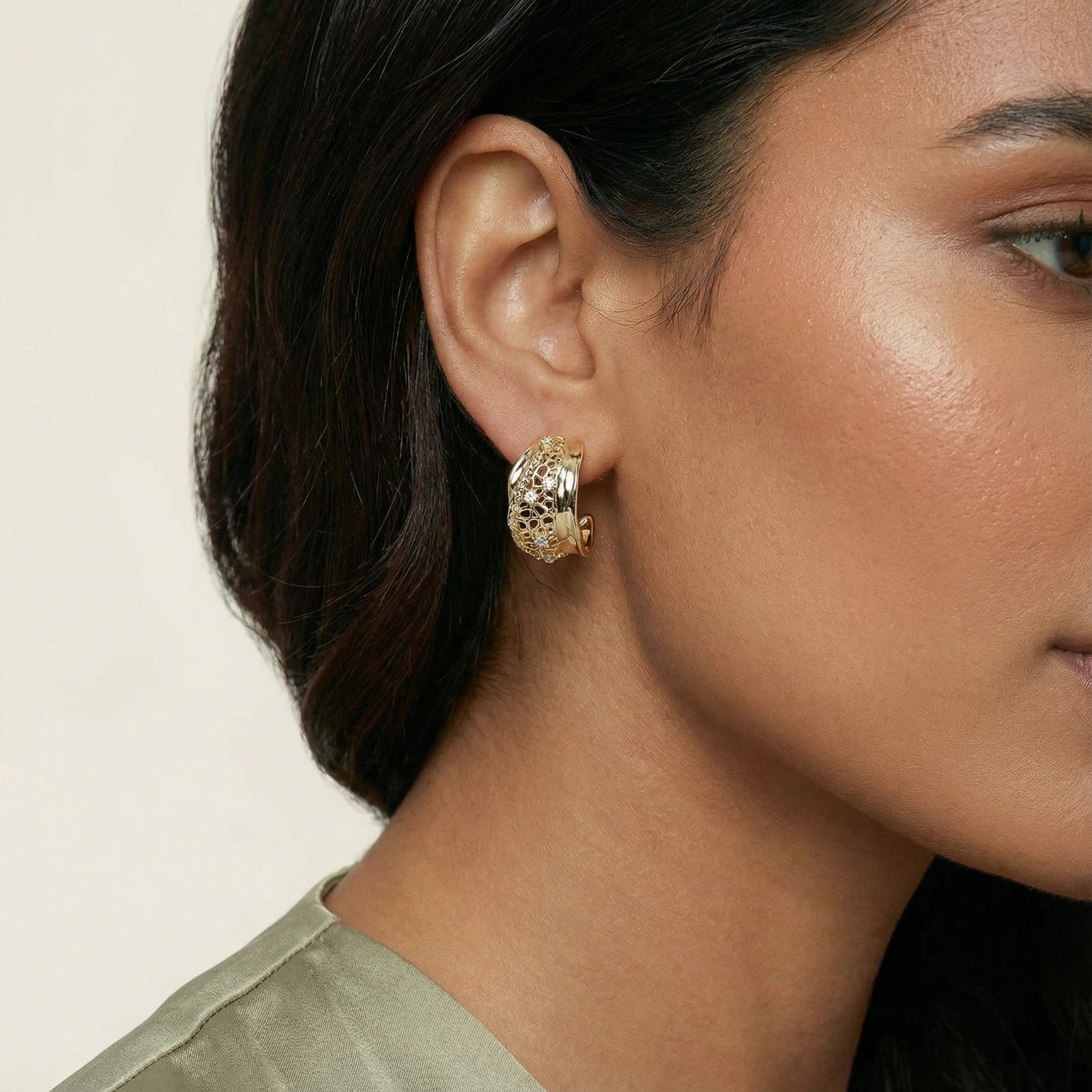 Lattice Light Hoops